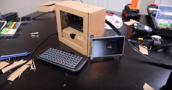 一寸屏也能玩《彩虹六号》？海外大神用迷你主机颠覆游戏认知，你永远不知道队友在用什么设备战斗！