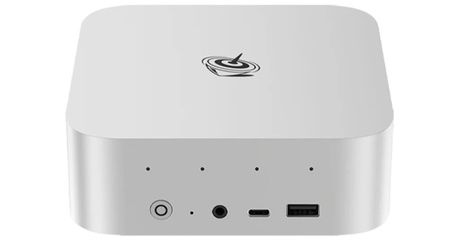 零刻 SER9 迷你主机海外亮相 搭载 AMD 锐龙 AI 9 HX 370，性能释放达 65W 的小钢炮